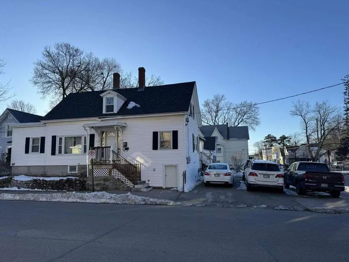 40 Ashland Street, Manchester, NH 03104  624877670 for Rent