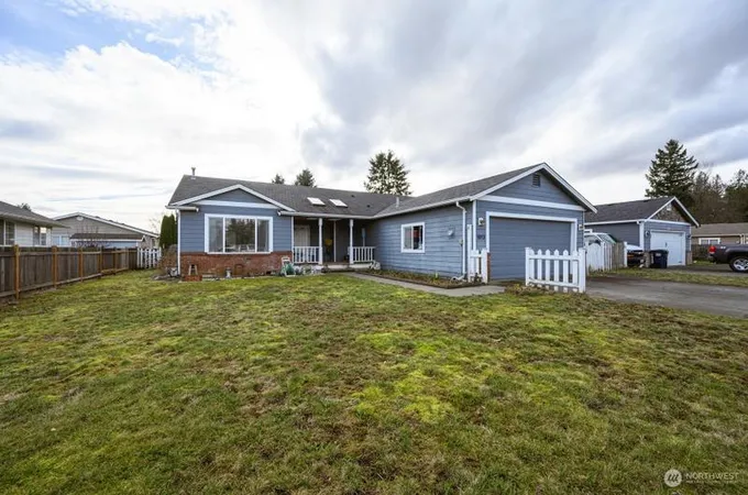 1913 Main St, Lynden, WA 98264 - MLS 2198229 for Sale