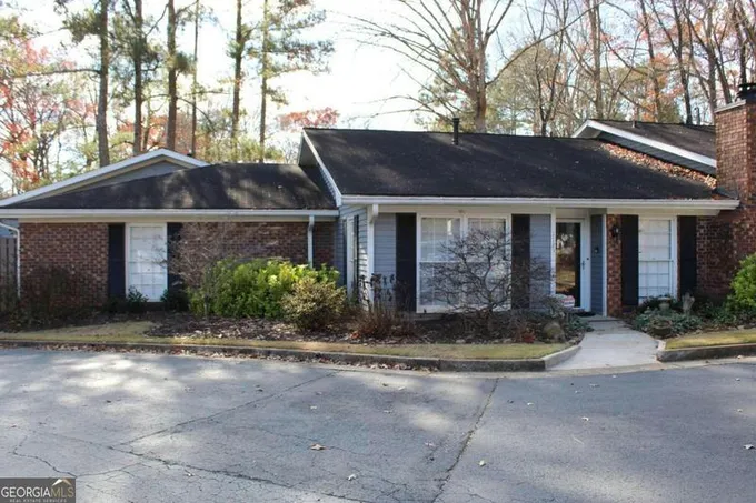 1125 MOORESTOWN CIR, Decatur, GA 30033 Townhouse For Sale  MLS# 10231262