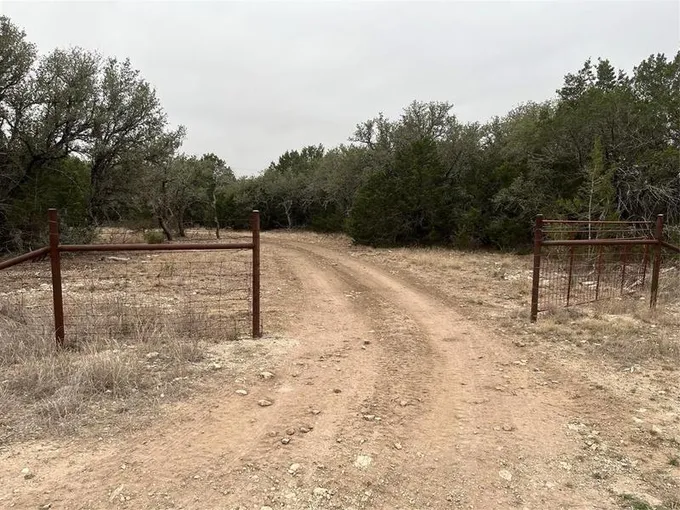 327 Kc 460 Junction, London, TX 76854 for Sale