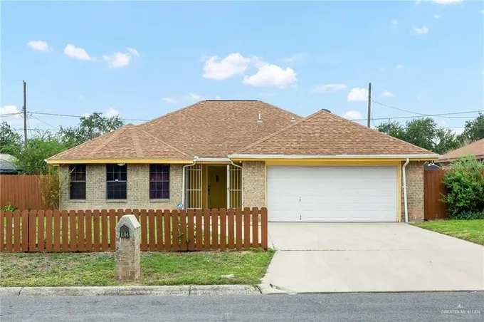 1104 Honey Tree Street, Weslaco, TX 78596 for Sale