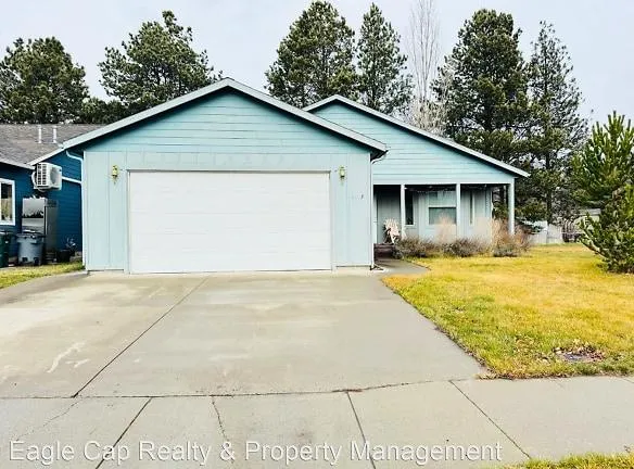 2903 Misty Ave - La Grande, OR 97850 - Home For Rent