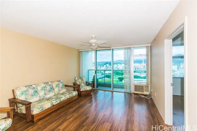 1133 Waimanu Street 2403, Honolulu HI 96814 for Sale