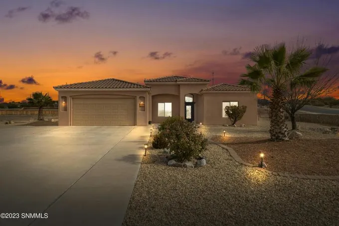 5381 PEBBLE BROOK DR, Las Cruces, NM 88001 Single Family Residence For Sale  MLS# 2303282