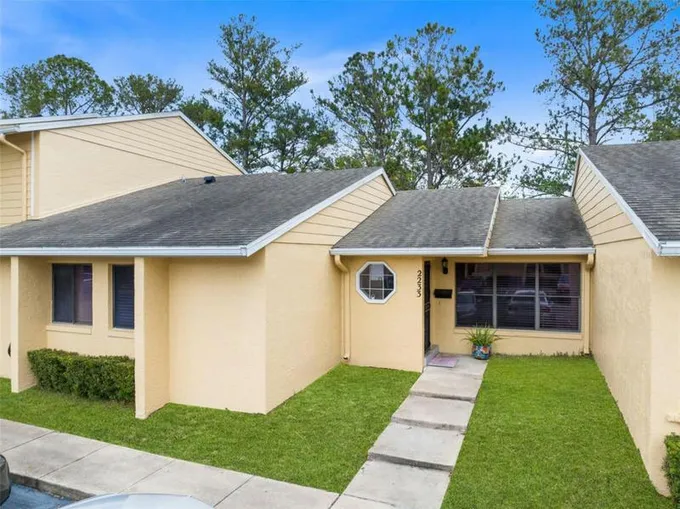 2233 TIPPERARY CT # 1, ORLANDO, FL 32812 Condominium For Sale  MLS# O6169923
