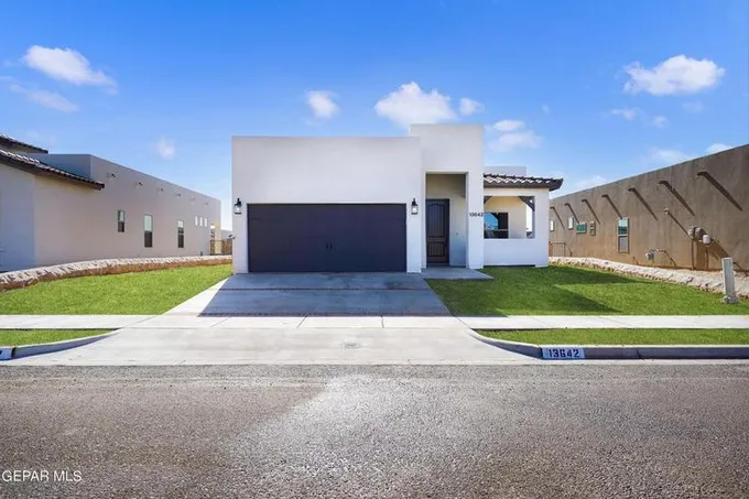 13106 Castleford Lane, El Paso, TX 79928 for Sale