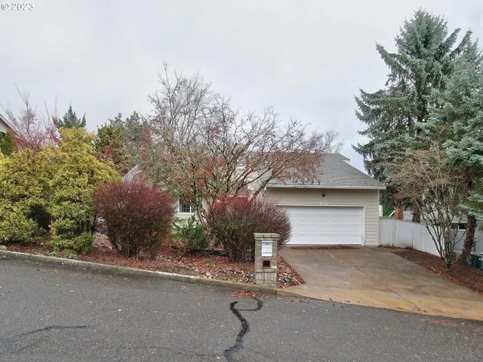 12016 SE 115TH AVE, Happy Valley OR 97086 for Sale