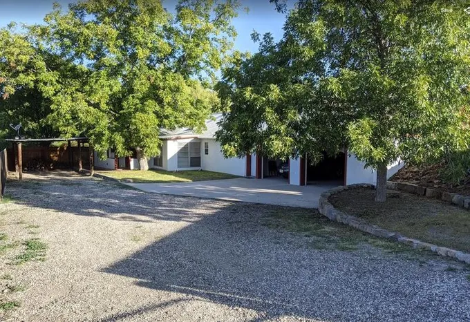 201 N Jimenez, Shafter, TX 79843 for Sale