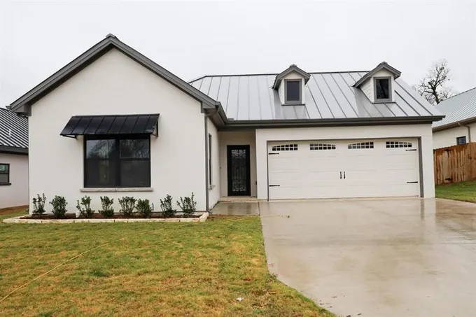 405 N Dallas St, Rice, TX 75155 for Sale