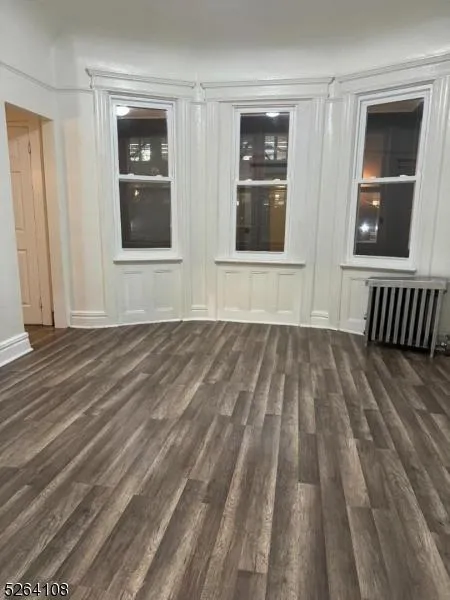 830 South 16th Street, Newark, NJ 07108 for Rent