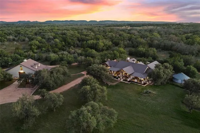 863 Lake on Flat Creek West, Johnson City, TX 78636 for Sale