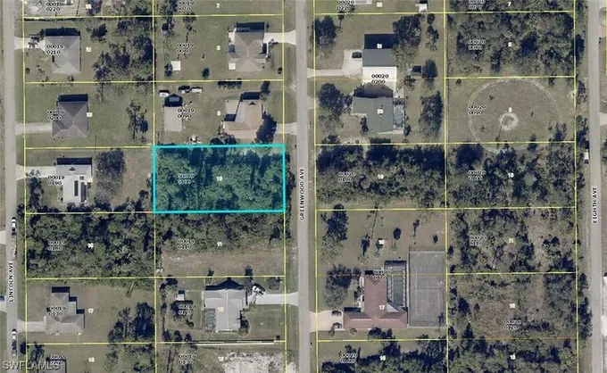 509 Greenwood Avenue, Lehigh Acres, FL 33972 for Sale
