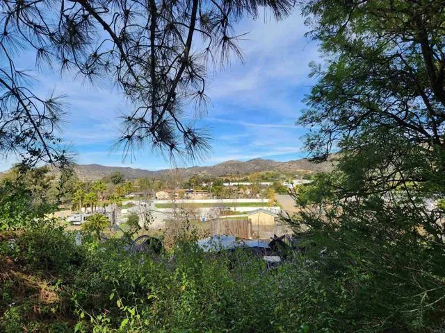 390 Cox Rd, San Marcos CA 92069 for Sale