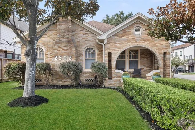 2502 Woodhead St, Houston, TX 77019 for Sale