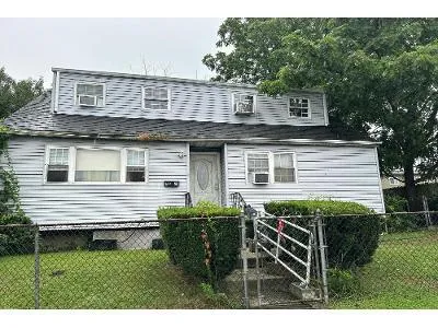 Wellwood Ave for Sale