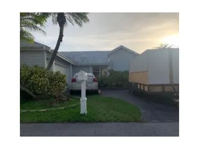 SW 100th Ter for Sale