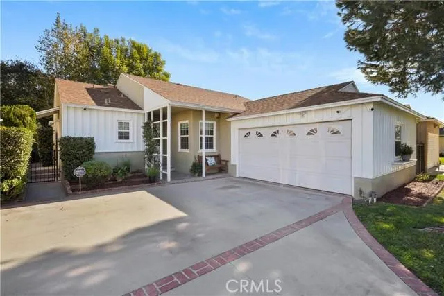 6858 CANTALOUPE AVE, Van Nuys, CA 91405 Single Family Residence For Sale  MLS# SR24001273
