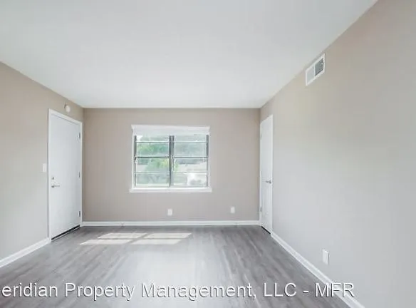 9455 Goodman Rd - Olive Branch, MS 38654 - Home For Rent