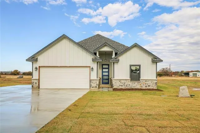 900 KITE RD, Mineral Wells, TX 76067 Single Family Residence For Sale  MLS# 20488930