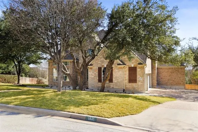 1821 Val Verde Dr, Austin, TX 78732 for Sale