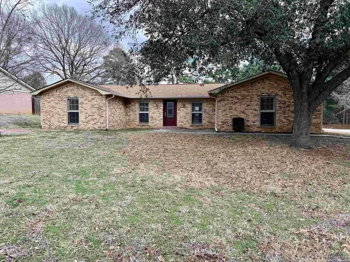 2858 Lori Ln, Longview, TX 75605 for Sale