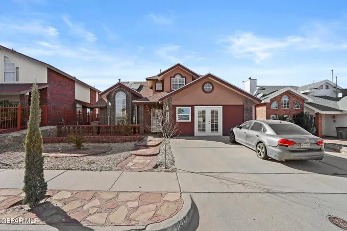 1417 John Phelan Drive, El Paso, TX 79936 for Sale