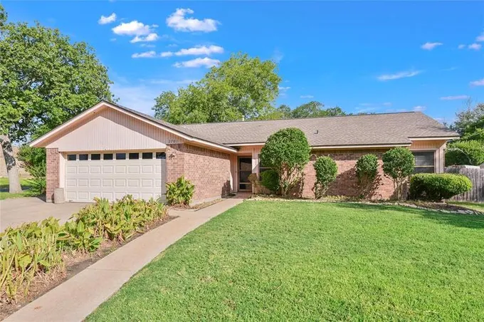 2701 Wilderness Dr S, College Station, TX 77845 for Sale