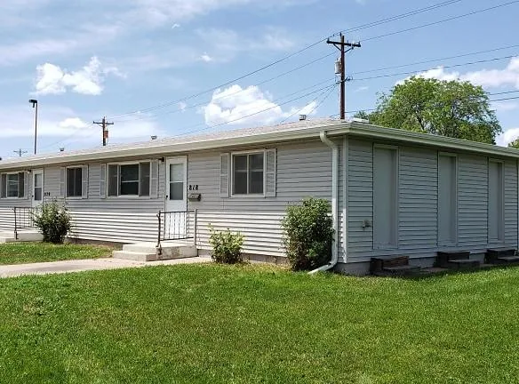 820 Duffield Ct - Loveland, CO 80537 - Home For Rent