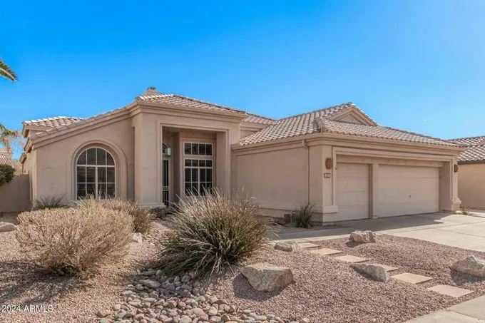 15201 N 54TH PL, Scottsdale, AZ 85254 Single Family Residence For Sale  MLS# 6650568 for Rent