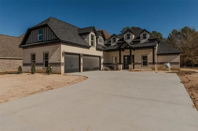 10450 Jordan Avenue, Beaumont, TX 77713 for Sale