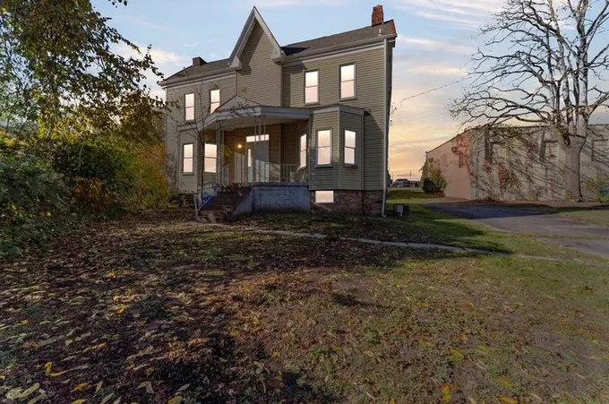 5131 Clairton Blvd, Pittsburgh, PA 15236 - MLS 1637151 for Sale