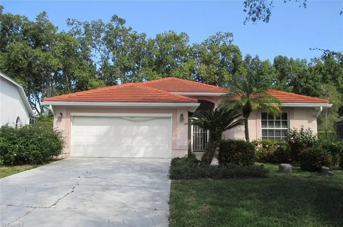 8921 Springwood Court, Bonita Springs, FL 34135 for Sale