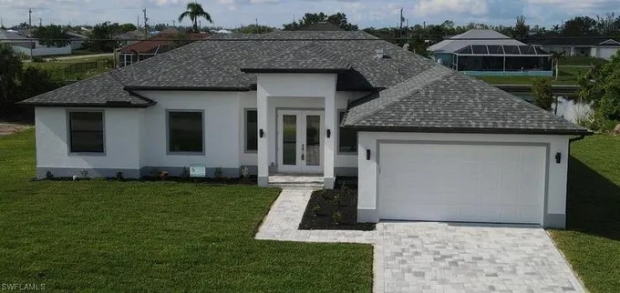 Cape Coral, Lee County, FL Lakefront Property, Waterfront Property, House for sale Property ID: 418676401