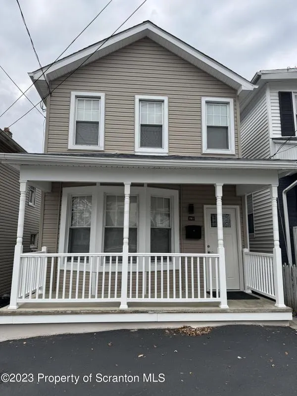 318 1/2 14th Avenue, Scranton, PA 18504 for Rent