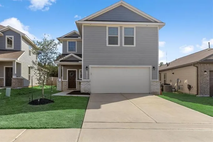 20088 Northpark Ash Ln, Porter, TX 77365 for Sale