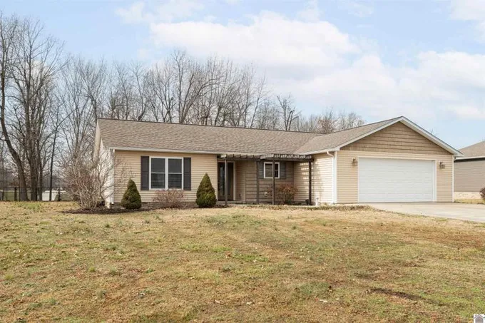 Mayfield, Graves County, KY House for sale Property ID: 418803839