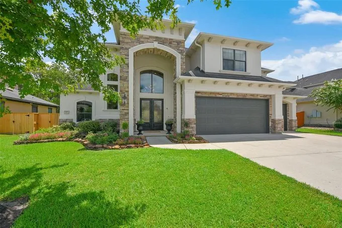 405 Northview Dr, Friendswood, TX 77546 for Sale