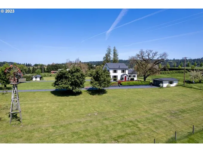 27401 SW LENSKE (2 Homes) LN, Wilsonville OR 97070 for Sale
