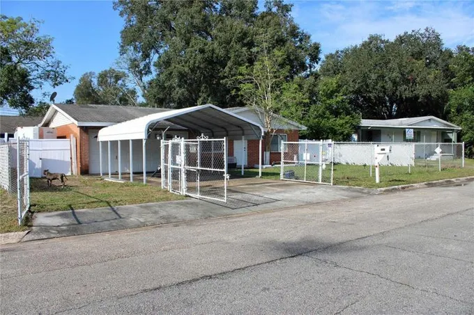 3535 COLLEEN DR, LAKELAND, FL 33810 Single Family Residence For Sale  MLS# W7860839