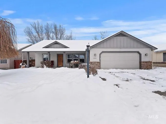2402 Feltham Peak Dr, Emmett, ID 83617  620393666 for Sale