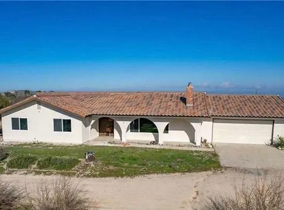 5395 Mustard Creek Rd - Paso Robles, CA 93446 - Home For Rent
