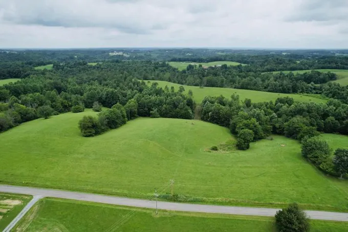 6 ALLEN SCHOOLHOUSE RD, Columbia, KY 42728 Farm For Sale  MLS# 24002452