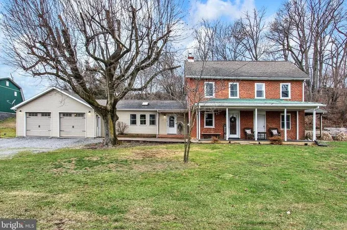 1021 Pine Stump Rd, Chambersburg, PA 17201 - MLS PAFL2018058 for Sale
