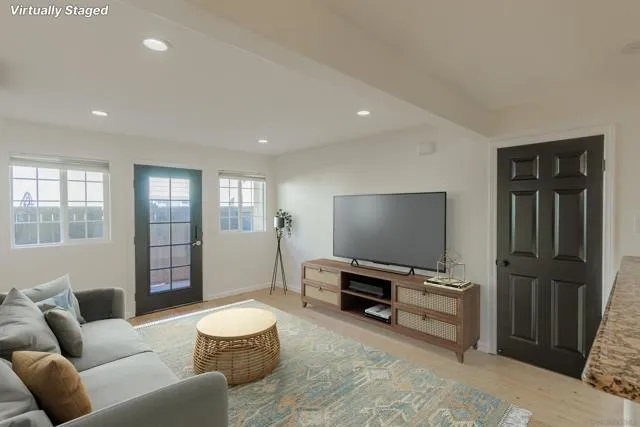 5252 Balboa Arms Dr 108, San Diego CA 92117 for Sale
