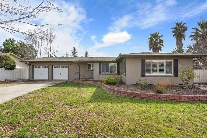 1900 Woodland Ave, Modesto, CA 95358  MLS# 224014411 for Sale