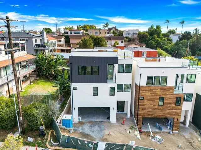 1033 W Spruce, San Diego CA 92103 for Sale