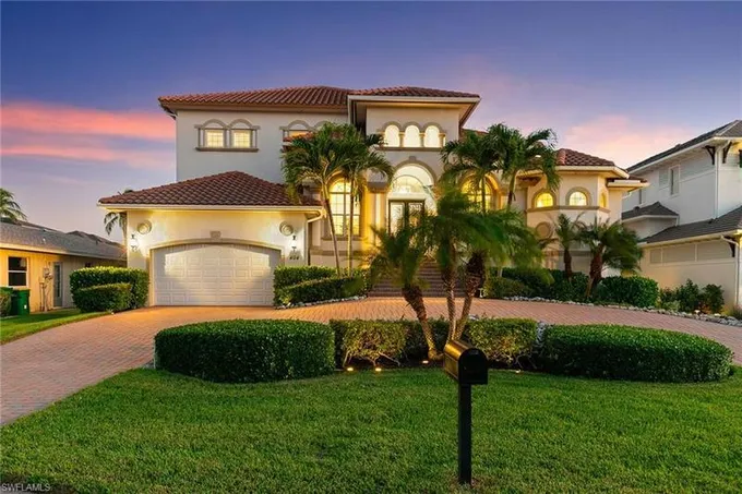 404 Seagull Avenue, Naples, FL 34108 for Sale