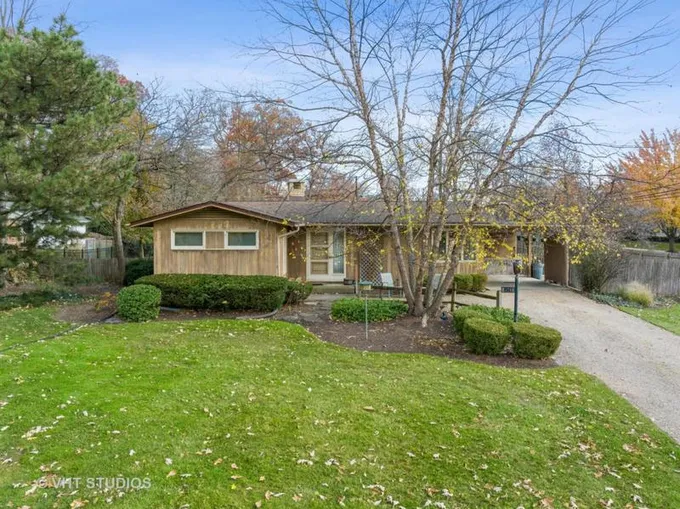 4941 WALLBANK AVE, Downers Grove, IL 60515 Single Family Residence For Sale  MLS# 11925504