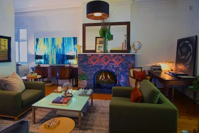 Victorian Heritage 1-bedroom Mansion apartment in St Kilda for Rent