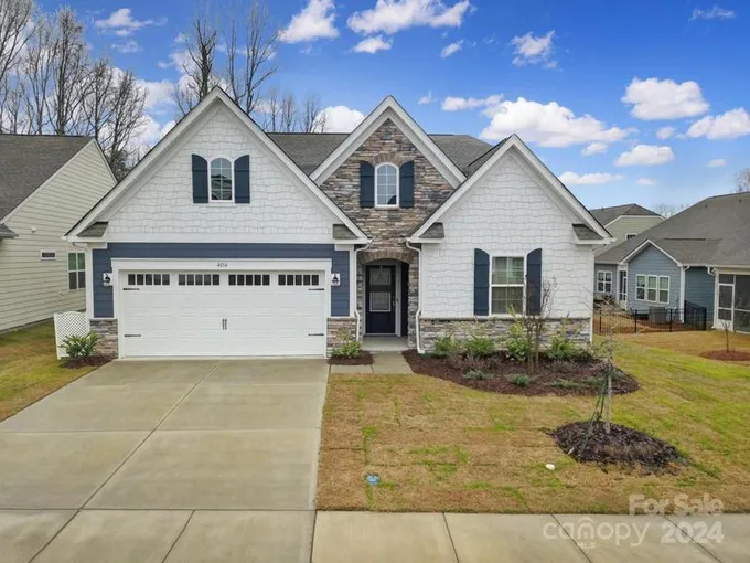 4014 HAVENPORT CIR, Tega Cay, SC 29708 Single Family Residence For Sale  MLS# 4100357